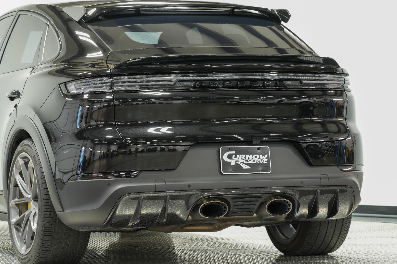 Used 2024 Porsche Cayenne Turbo GT AWD/4WD image 18