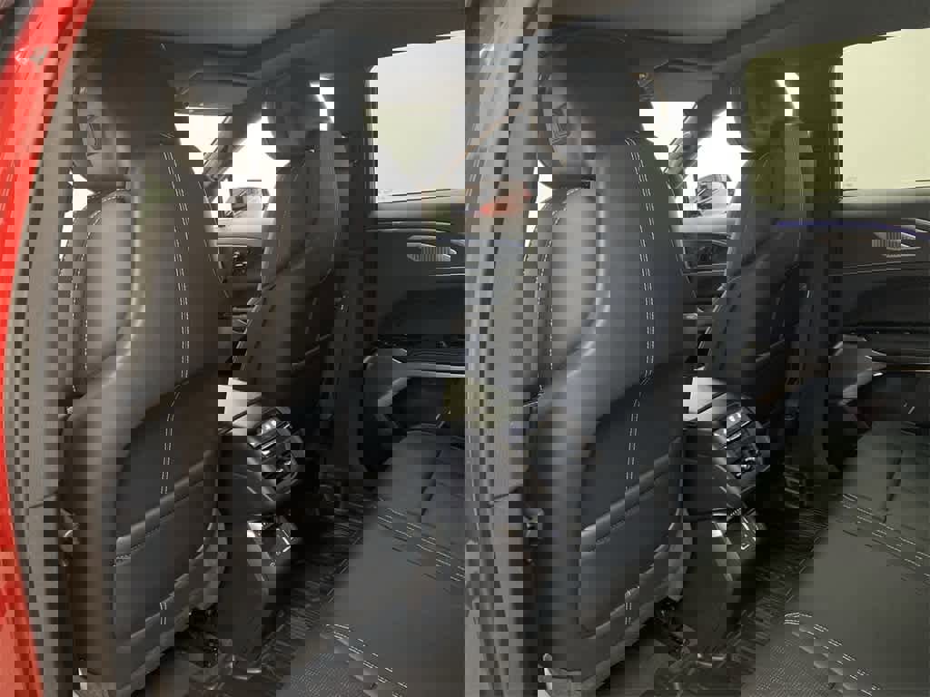 Certified 2024 Cadillac Lyriq Luxury w/ LPO, Floor Liner Package image 16