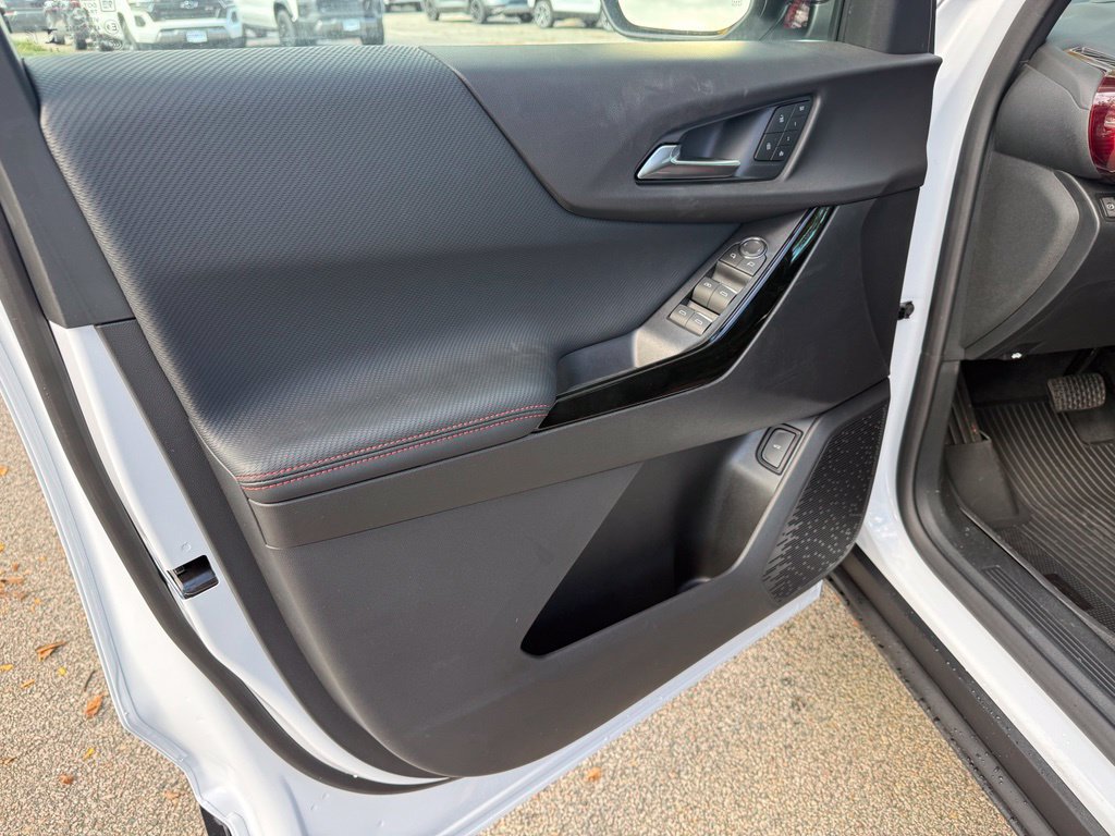 New 2027 Chevrolet Equinox RS w/ Convenience Package III AWD/4WD image 13