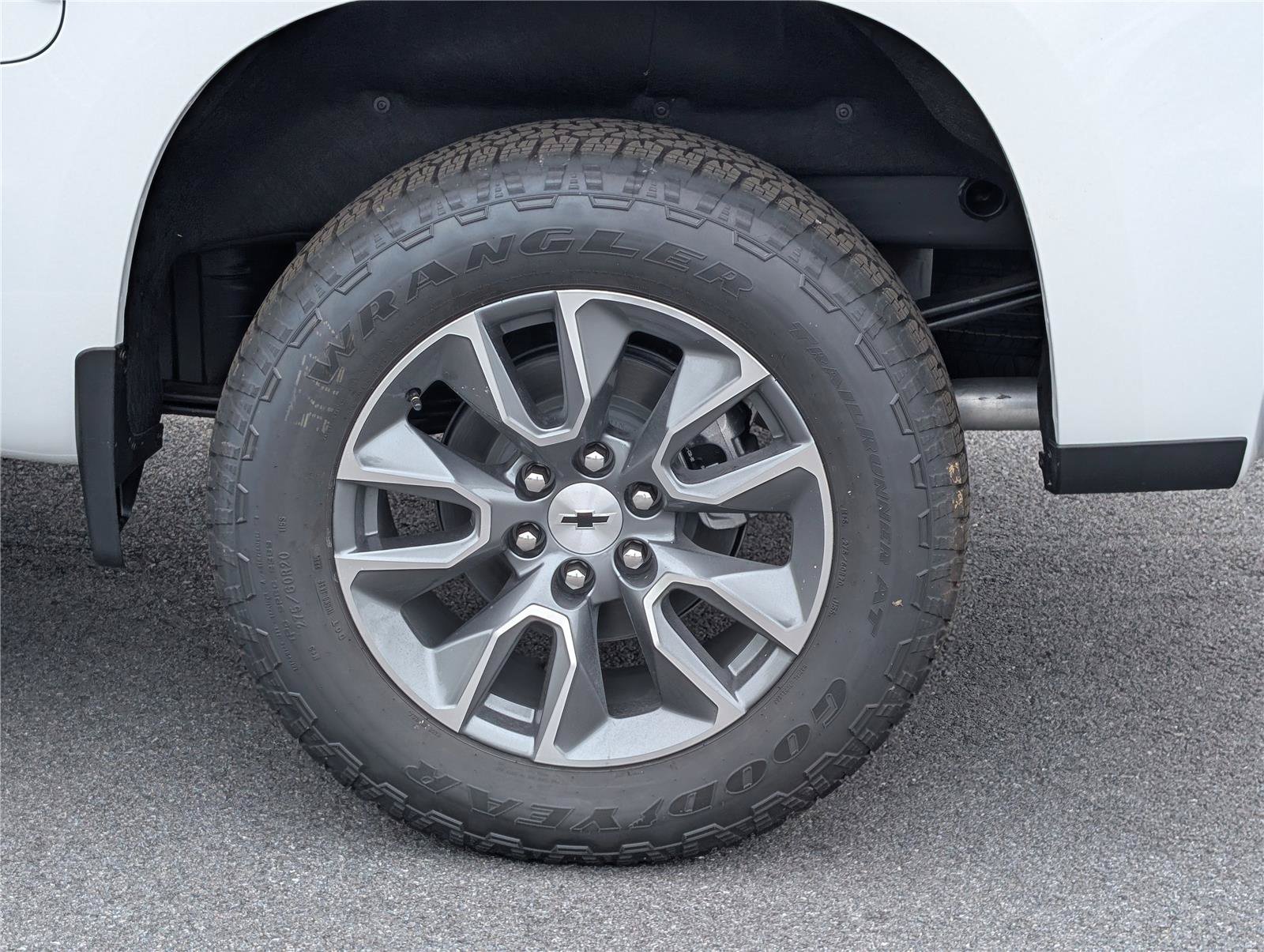 New 2025 Chevrolet Silverado 1500 RST AWD/4WD image 6