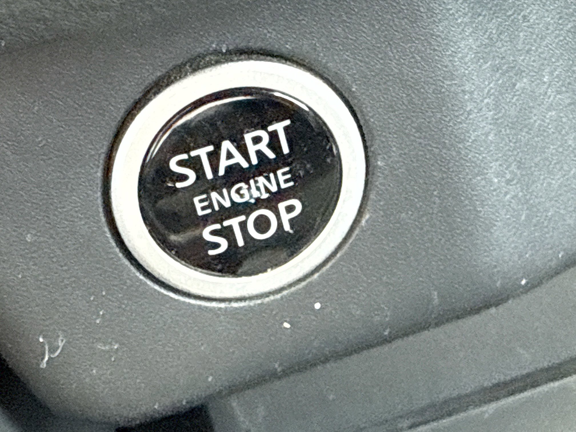 Used 2023 Nissan Rogue SV image 35