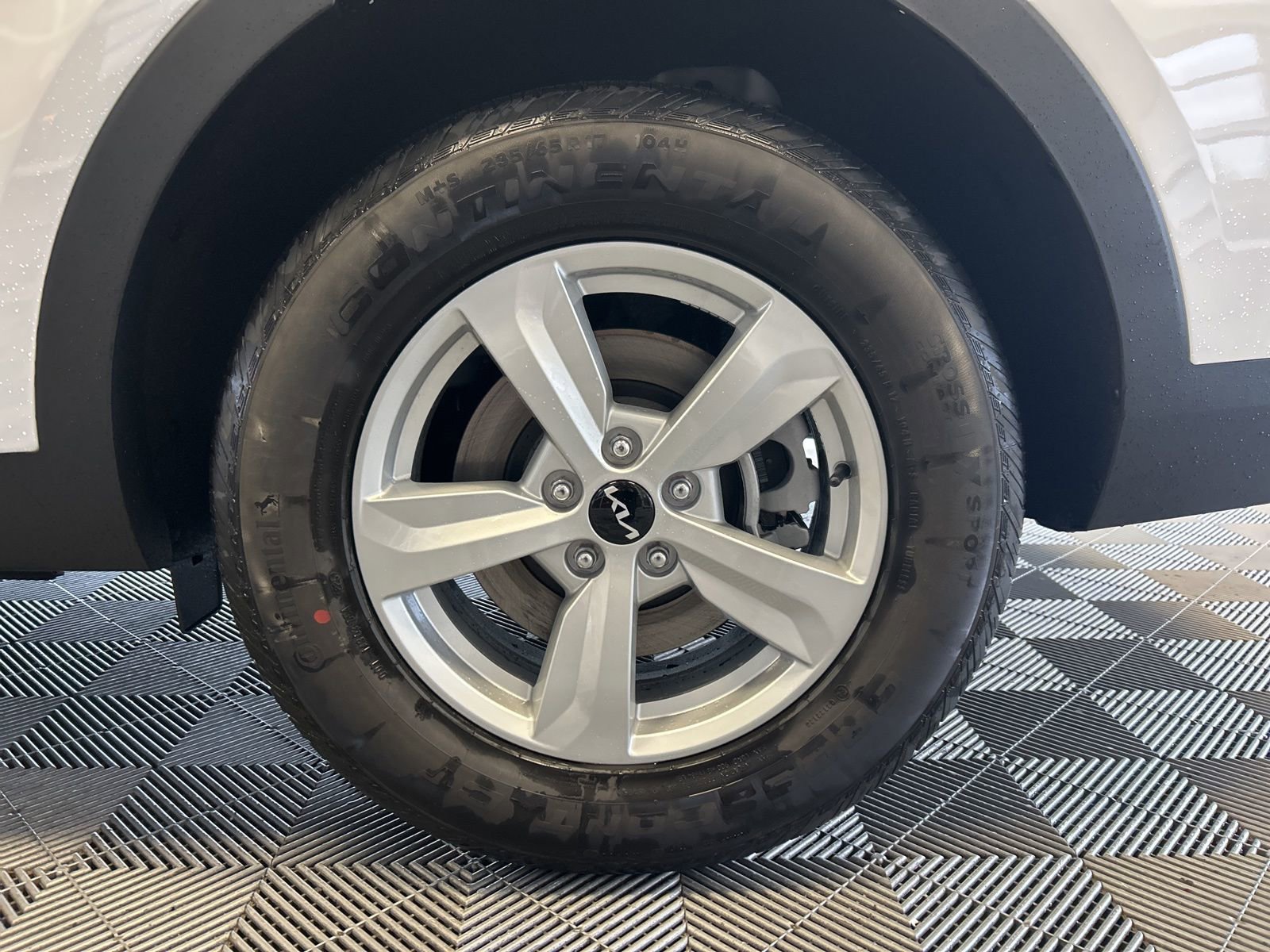 New 2026 Kia Sorento LX image 7