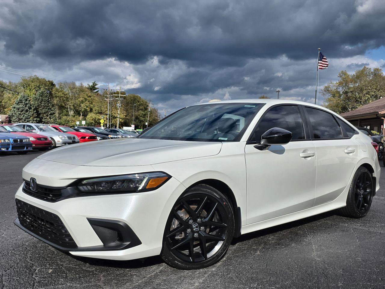 Used 2022 Honda Civic Sport image 1