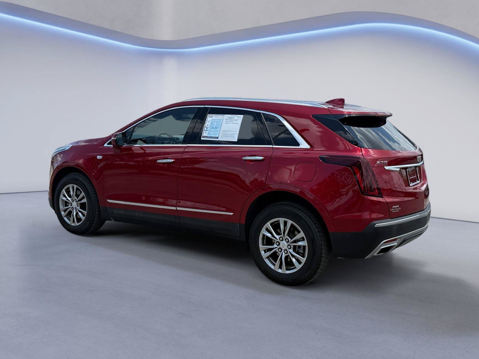 Certified 2023 Cadillac XT5 Premium Luxury w/ Technology Package AWD/4WD image 5