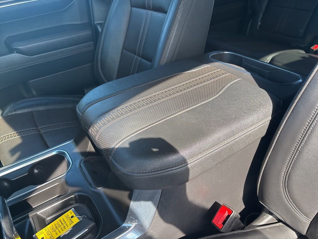 Used 2025 Chevrolet Silverado 1500 High Country image 28