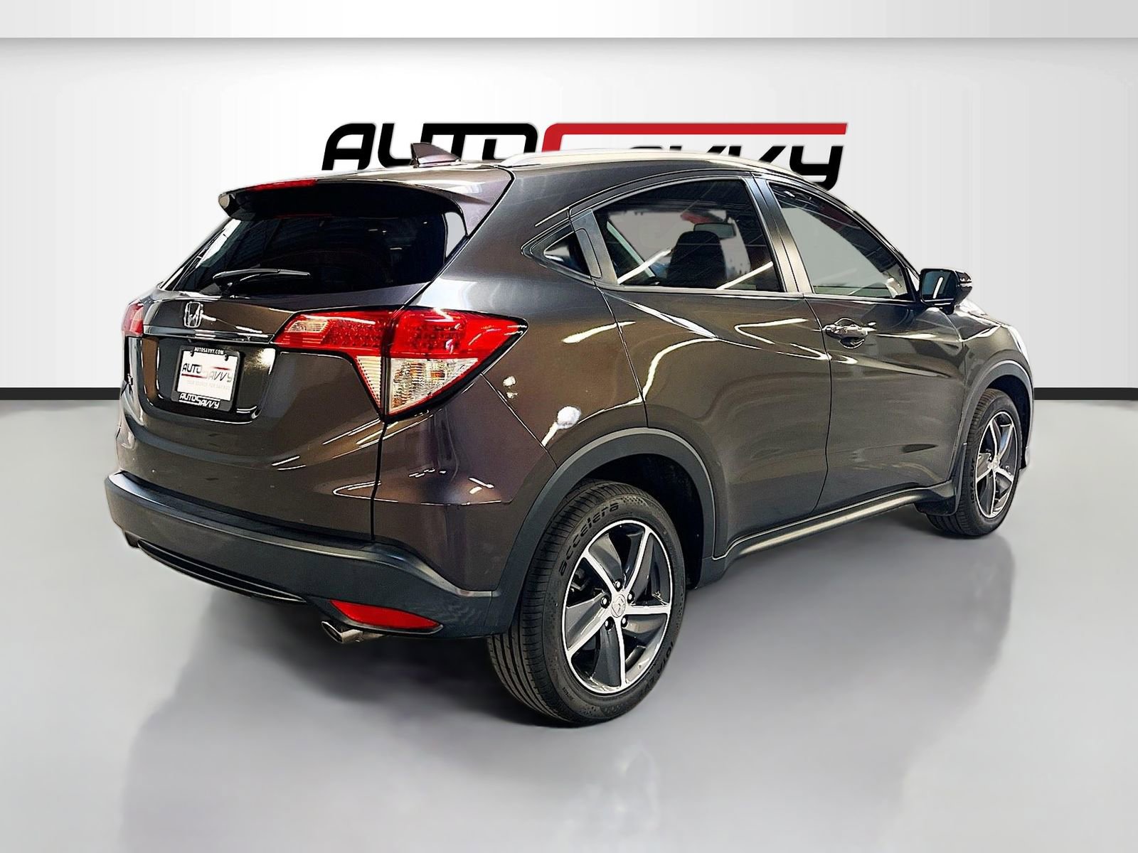 Used 2021 Honda HR-V EX-L image 7