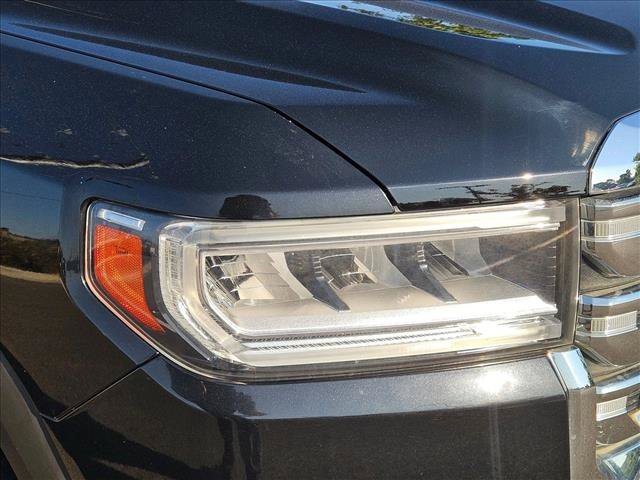 Used 2023 GMC Acadia SLT AWD/4WD image 3