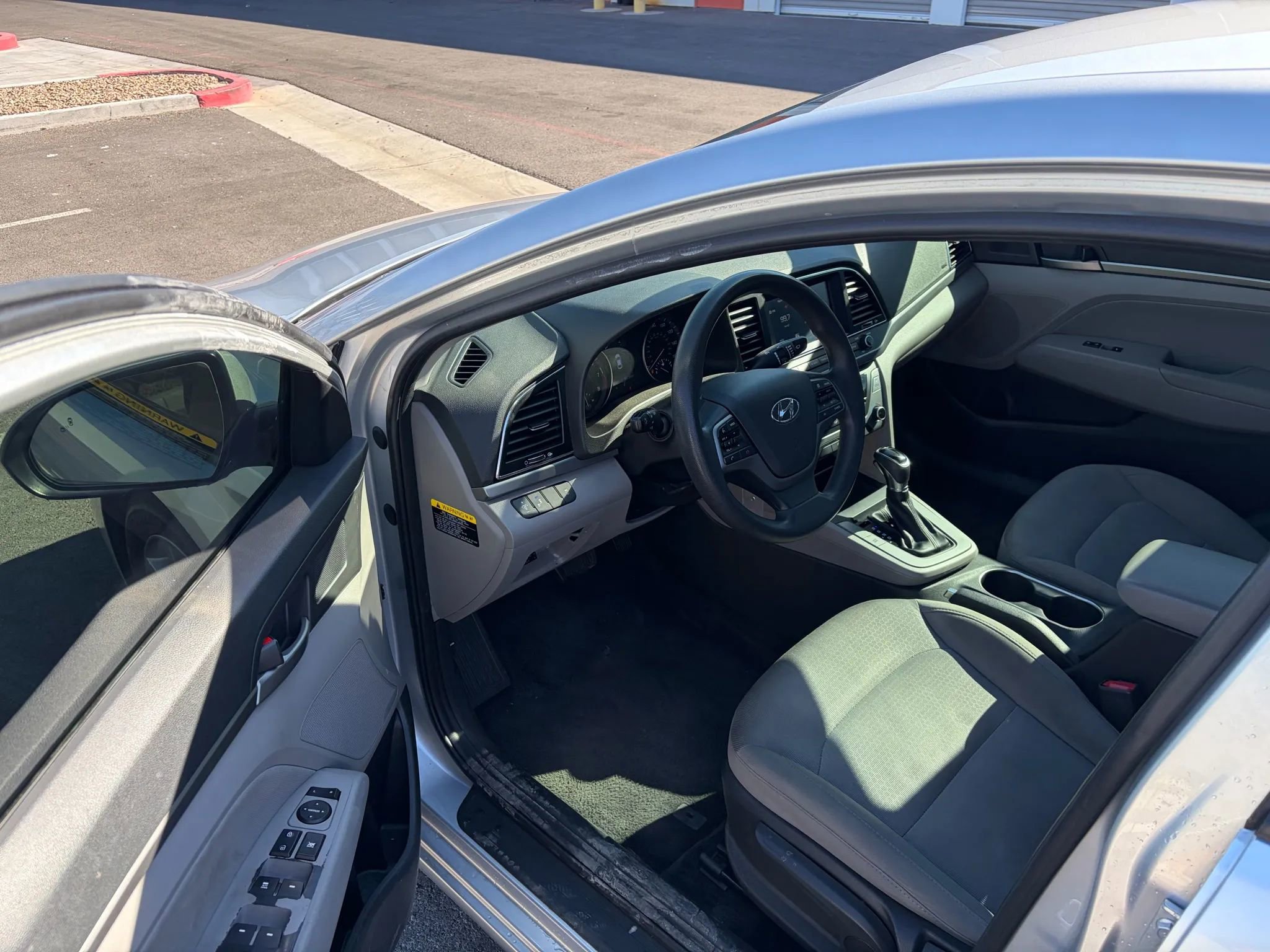 Used 2018 Hyundai Elantra SEL FWD image 13