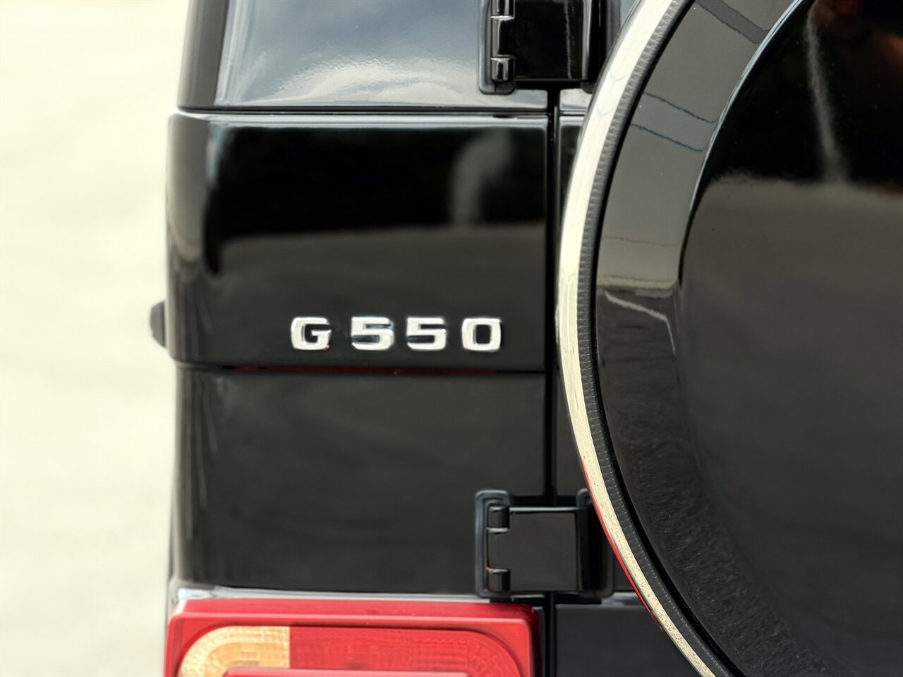 Used 2010 Mercedes-Benz G 550 image 6