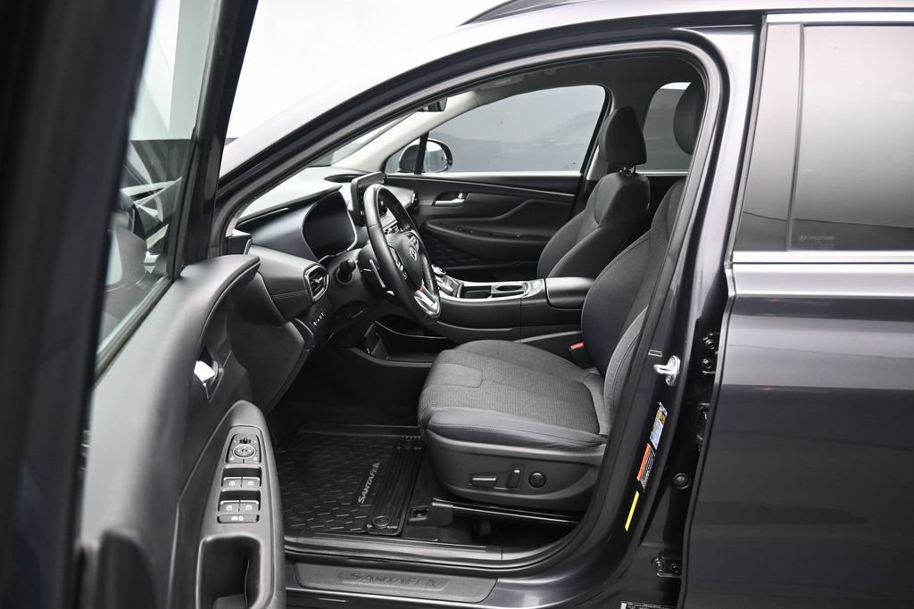 Used 2022 Hyundai Santa Fe XRT w/ Winter Weather Package FWD image 11