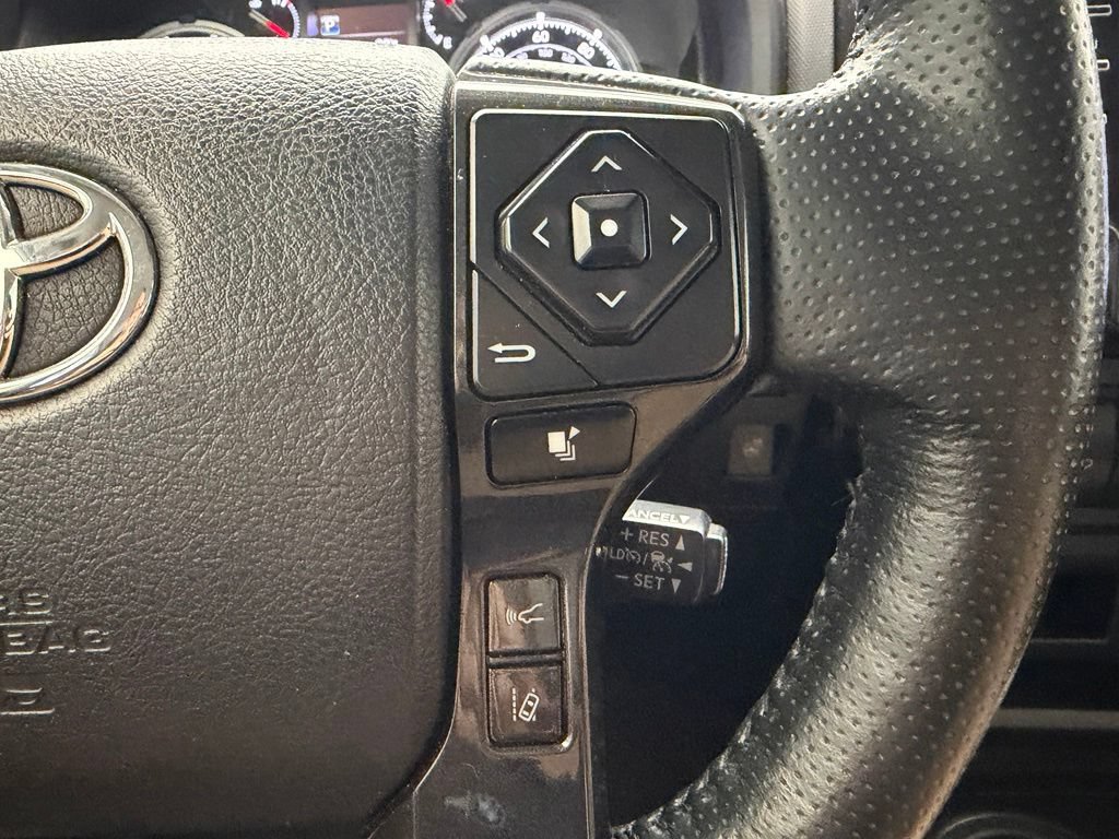 Used 2024 Toyota 4Runner TRD Off-Road Premium AWD/4WD image 12
