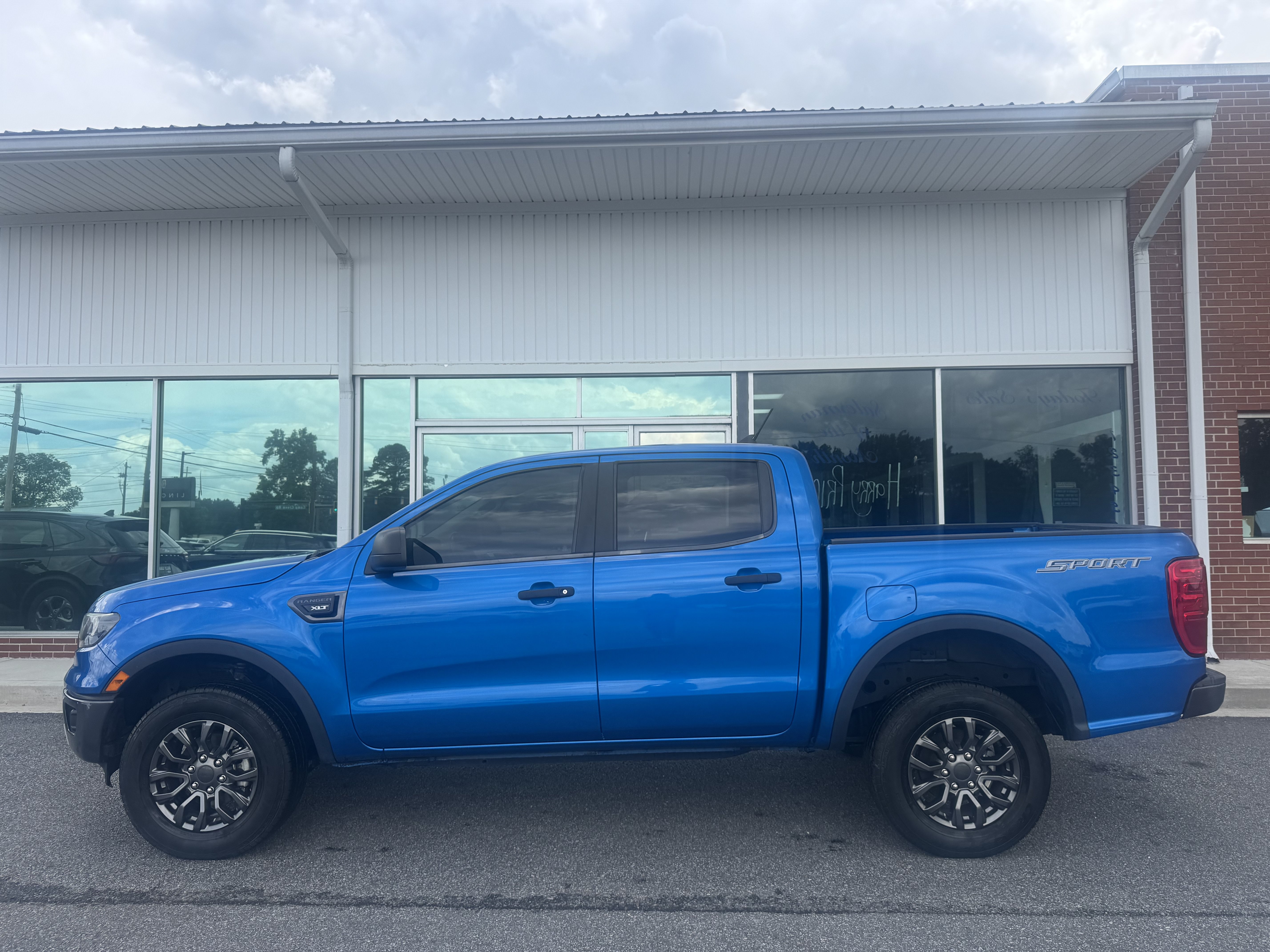 Used 2021 Ford Ranger XLT w/ Equipment Group 301A Mid RWD image 1