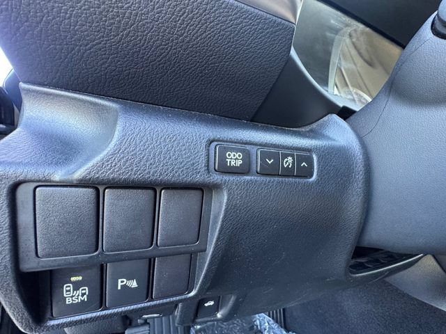 Used 2015 Lexus IS 250 w/ Navigation System Package RWD image 6