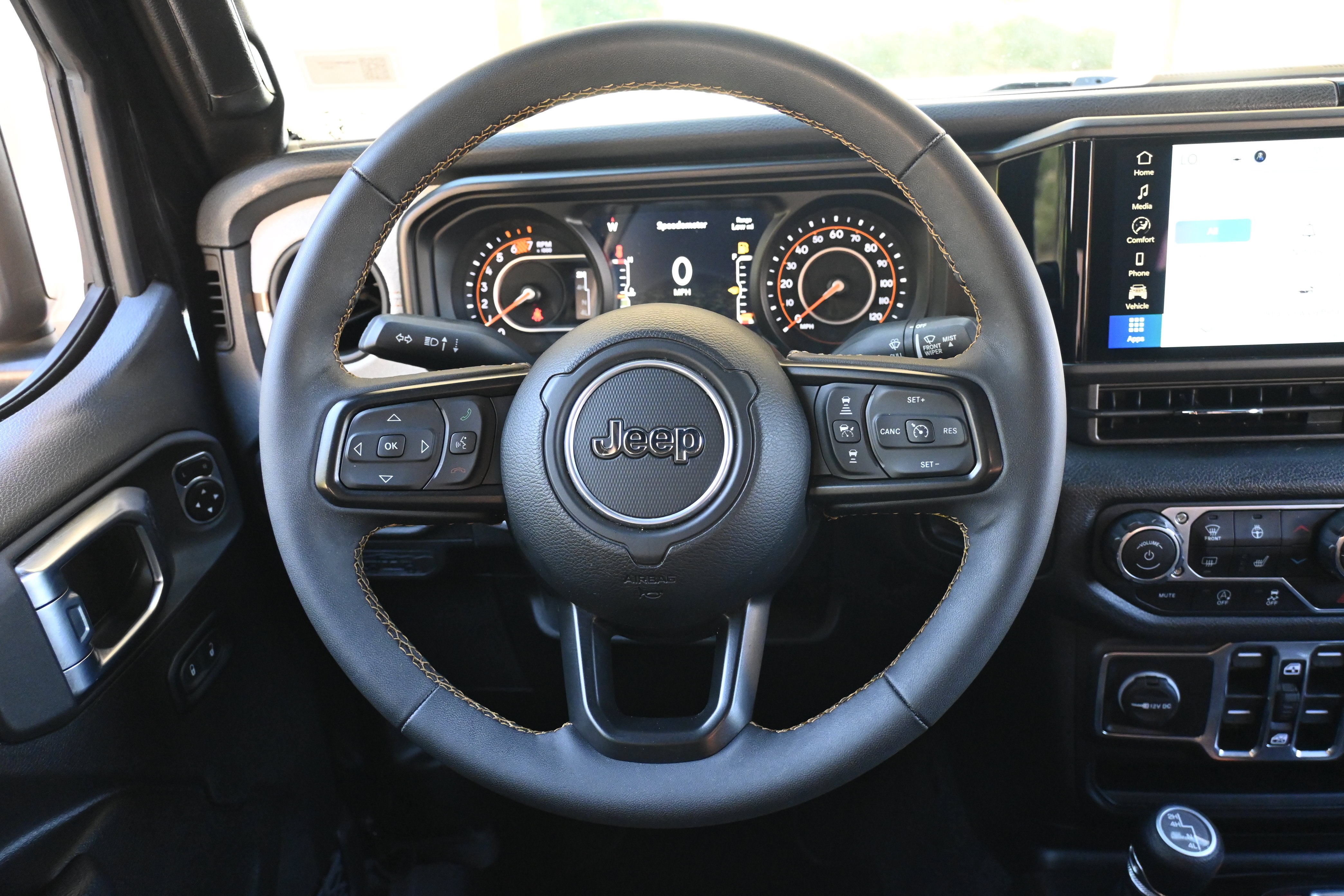 Used 2024 Jeep Wrangler Unlimited Sport AWD/4WD image 22