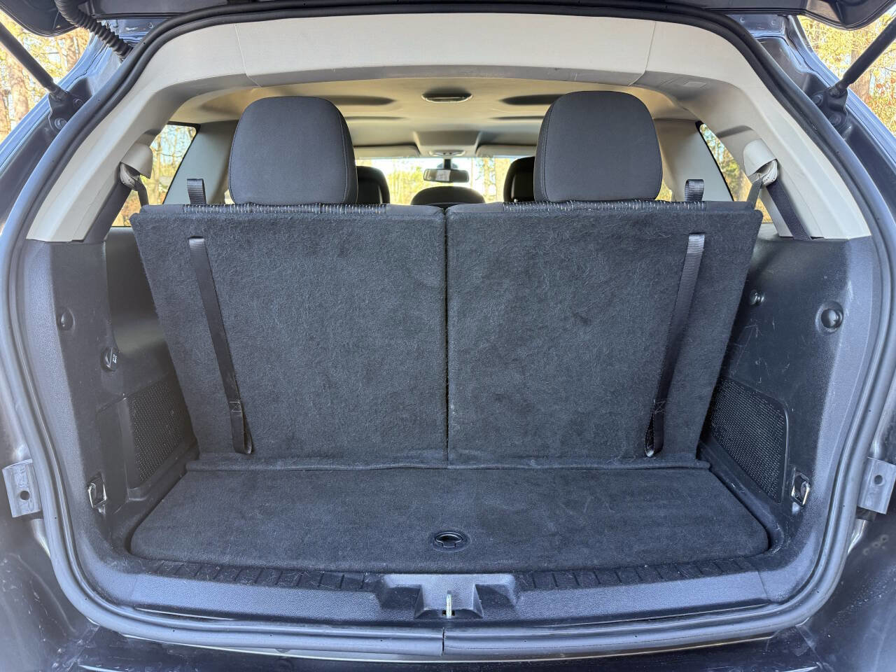 Used 2018 Dodge Journey SE image 16