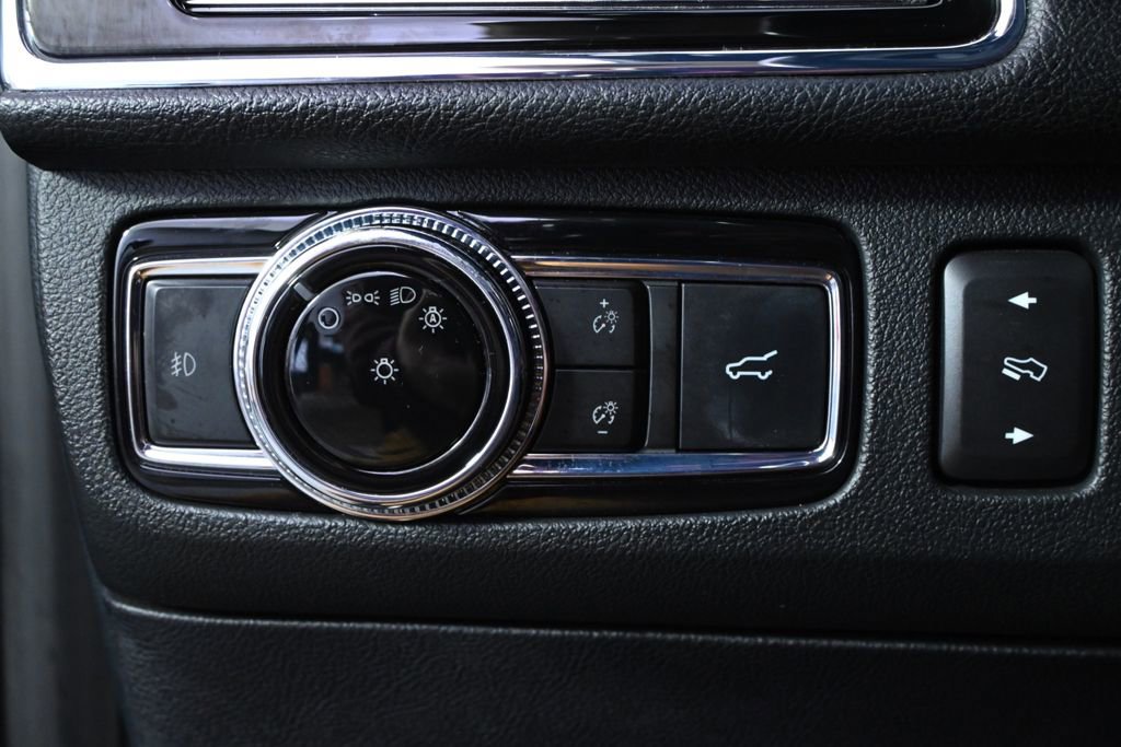 Used 2021 Lincoln Navigator Reserve AWD/4WD image 25