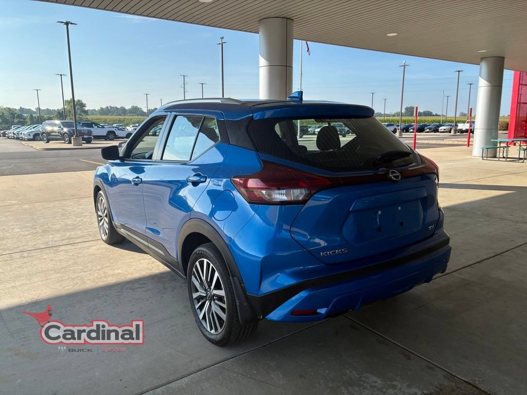 Used 2024 Nissan Kicks SV FWD image 3