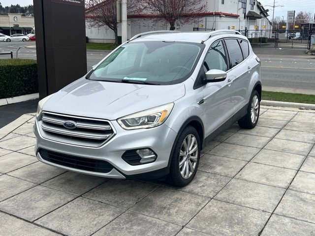 Used 2017 Ford Escape Titanium image 3