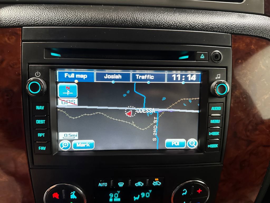 Used 2011 Chevrolet Avalanche LTZ AWD/4WD image 12
