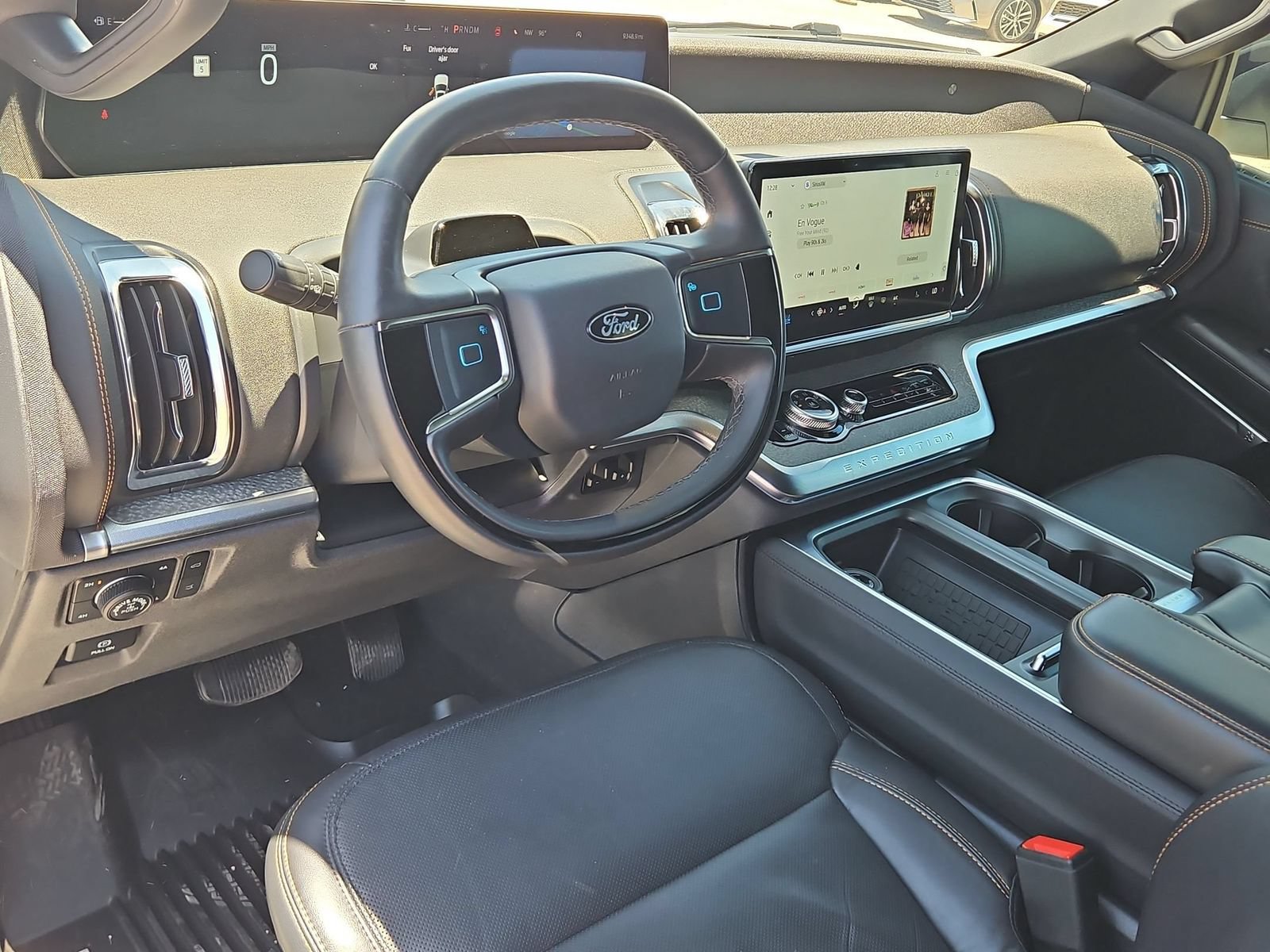 Used 2025 Ford Expedition Tremor AWD/4WD image 13