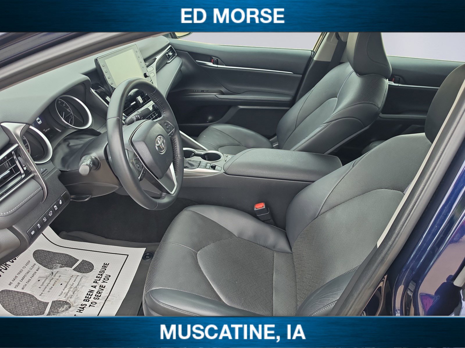 Used 2021 Toyota Camry XLE w/ Navigation Upgrade Package FWD image 9