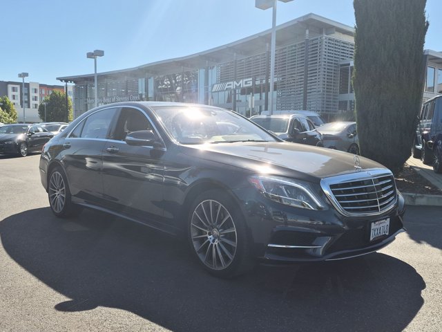 Used 2015 Mercedes-Benz S 550 Sedan image 3