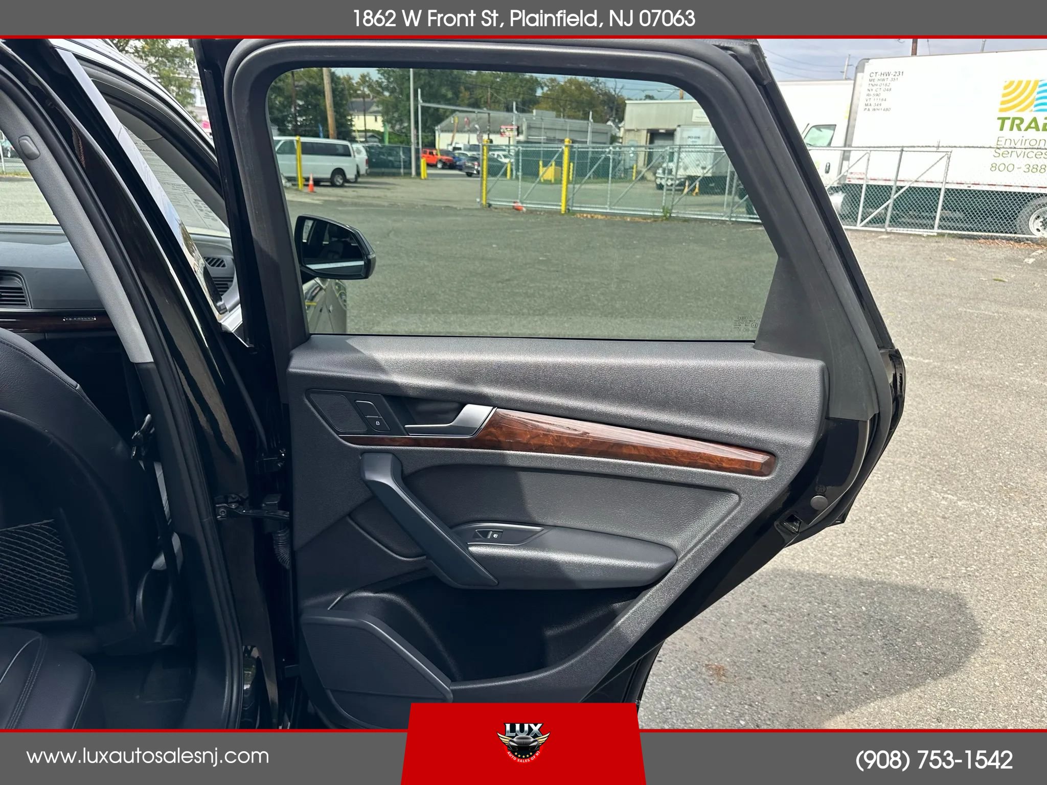 Used 2020 Audi Q5 e Premium w/ Convenience Package AWD/4WD image 20
