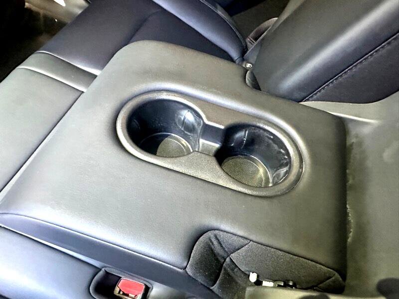 Used 2023 Tesla Model Y Long Range image 30