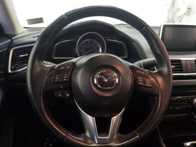 Used 2016 MAZDA MAZDA3 i Touring w/ Popular Equipment Package FWD image 15