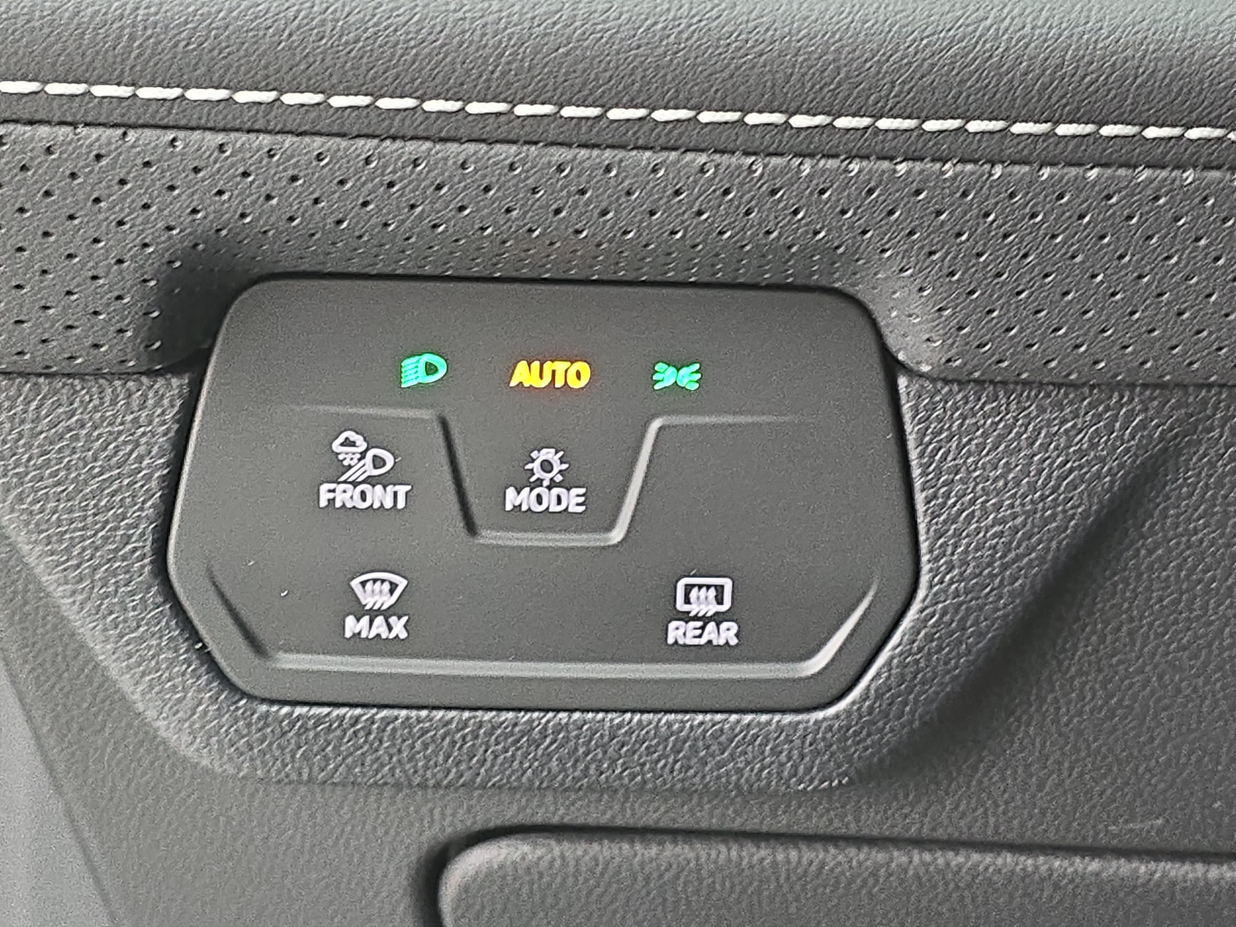 New 2026 Volkswagen Atlas SE FWD image 27
