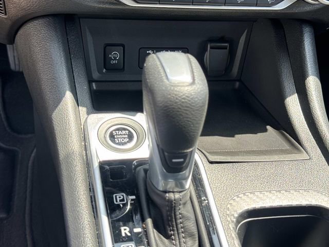 Used 2025 Nissan Sentra SV w/ Trunk Package FWD image 14