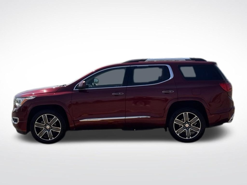Used 2017 GMC Acadia Denali w/ Technology Package AWD/4WD image 40