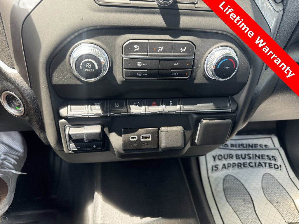 Used 2025 GMC Sierra 2500 Pro image 24