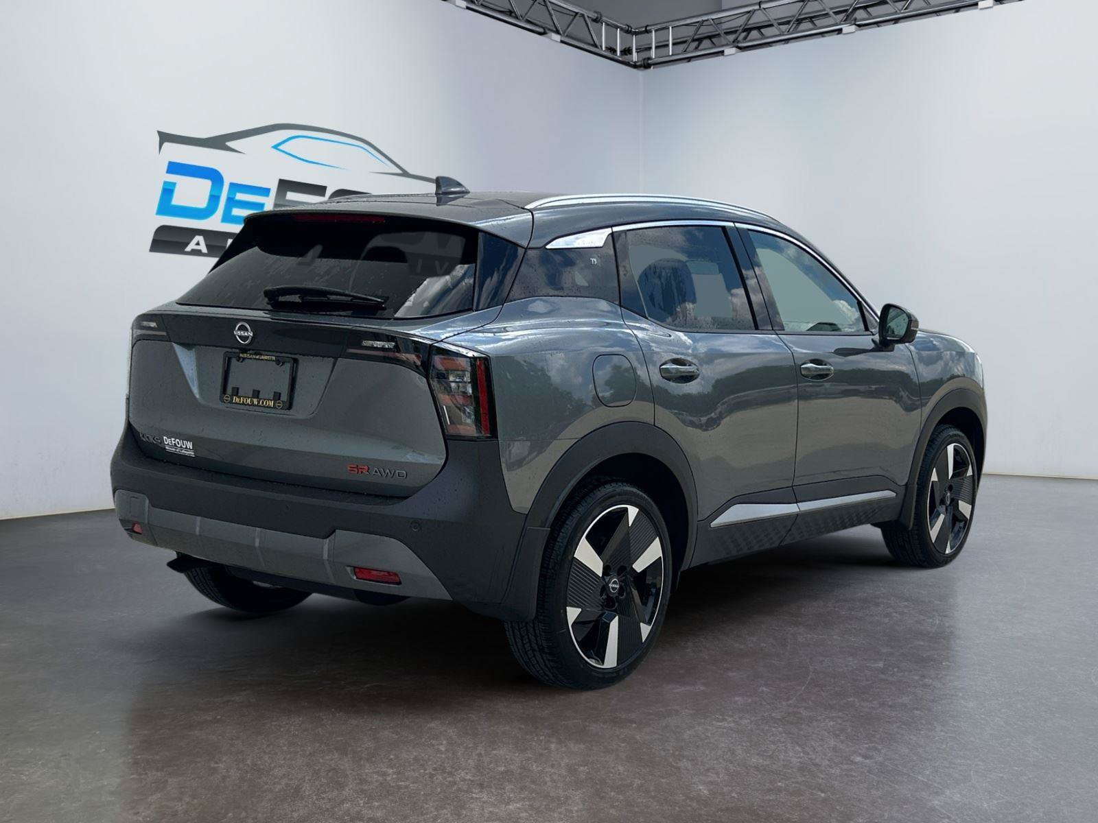 New 2025 Nissan Kicks SR w/ SR Premium Package AWD/4WD image 3