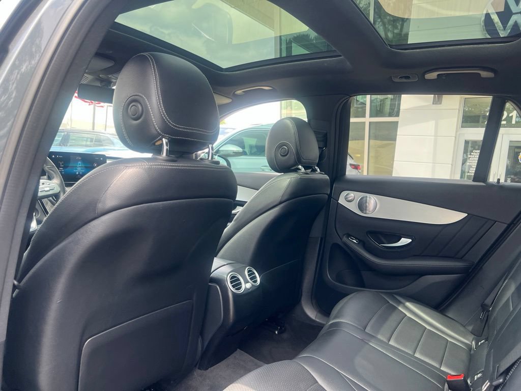 Used 2021 Mercedes-Benz GLC 300 w/ AMG Line image 19
