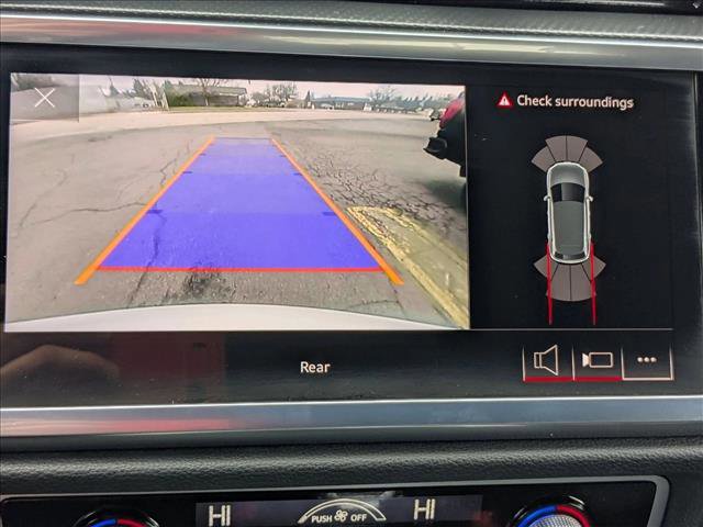 Used 2023 Audi Q3 2.0T Premium w/ Convenience Package image 14