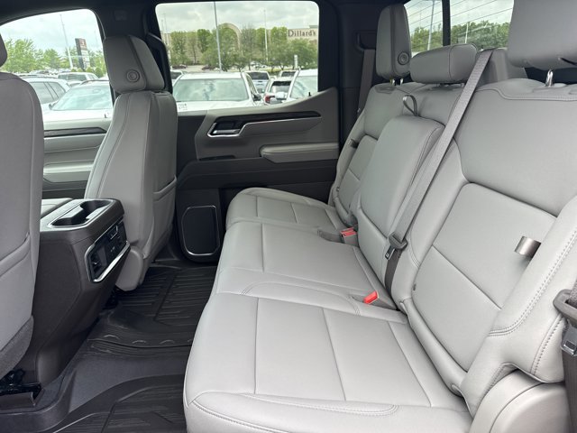 New 2026 GMC Sierra 1500 SLT w/ SLT Premium Plus Package AWD/4WD image 6