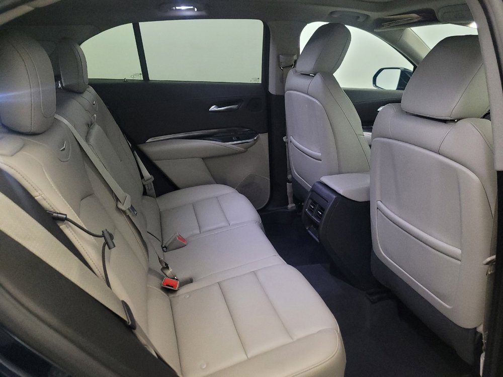 Used 2019 Cadillac XT4 Luxury w/ Cold Weather Package image 19