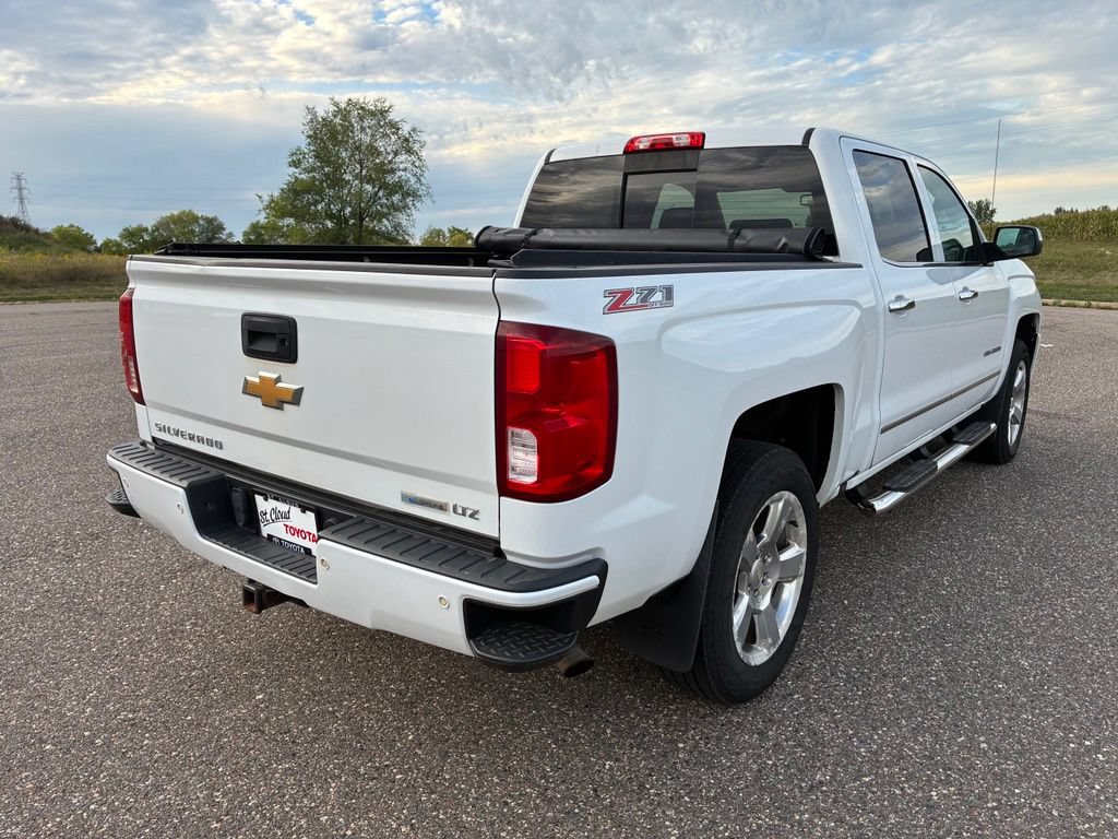 Used 2017 Chevrolet Silverado 1500 LTZ Z71 w/ LTZ Plus Package AWD/4WD image 8