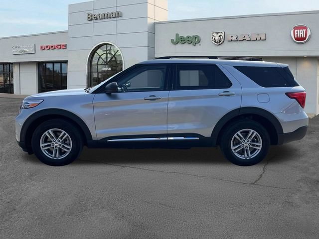 Used 2023 Ford Explorer XLT w/ Equipment Group 202A AWD/4WD image 4