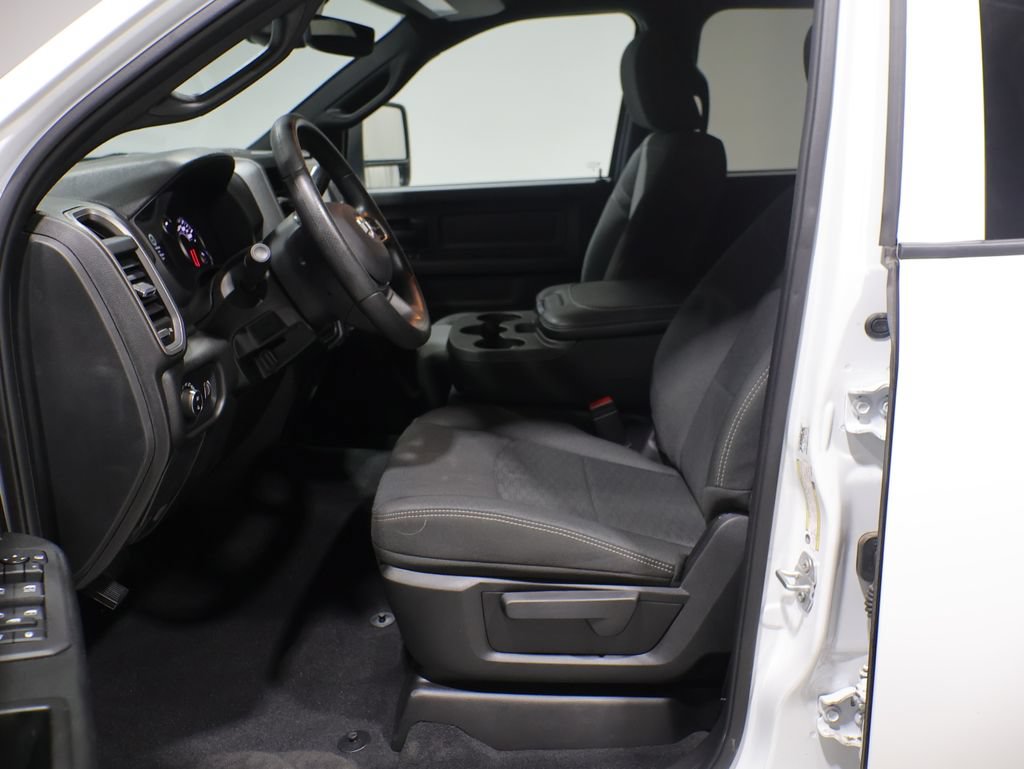 Used 2025 RAM 3500 Tradesman AWD/4WD image 11