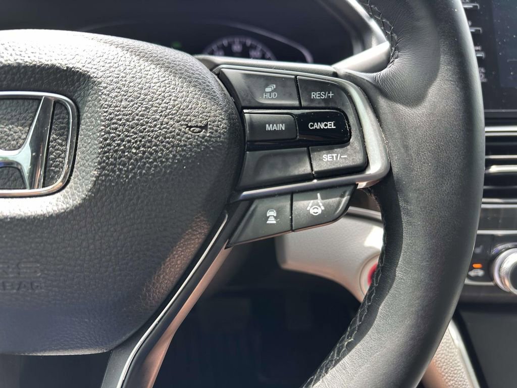 Used 2019 Honda Accord Touring image 14