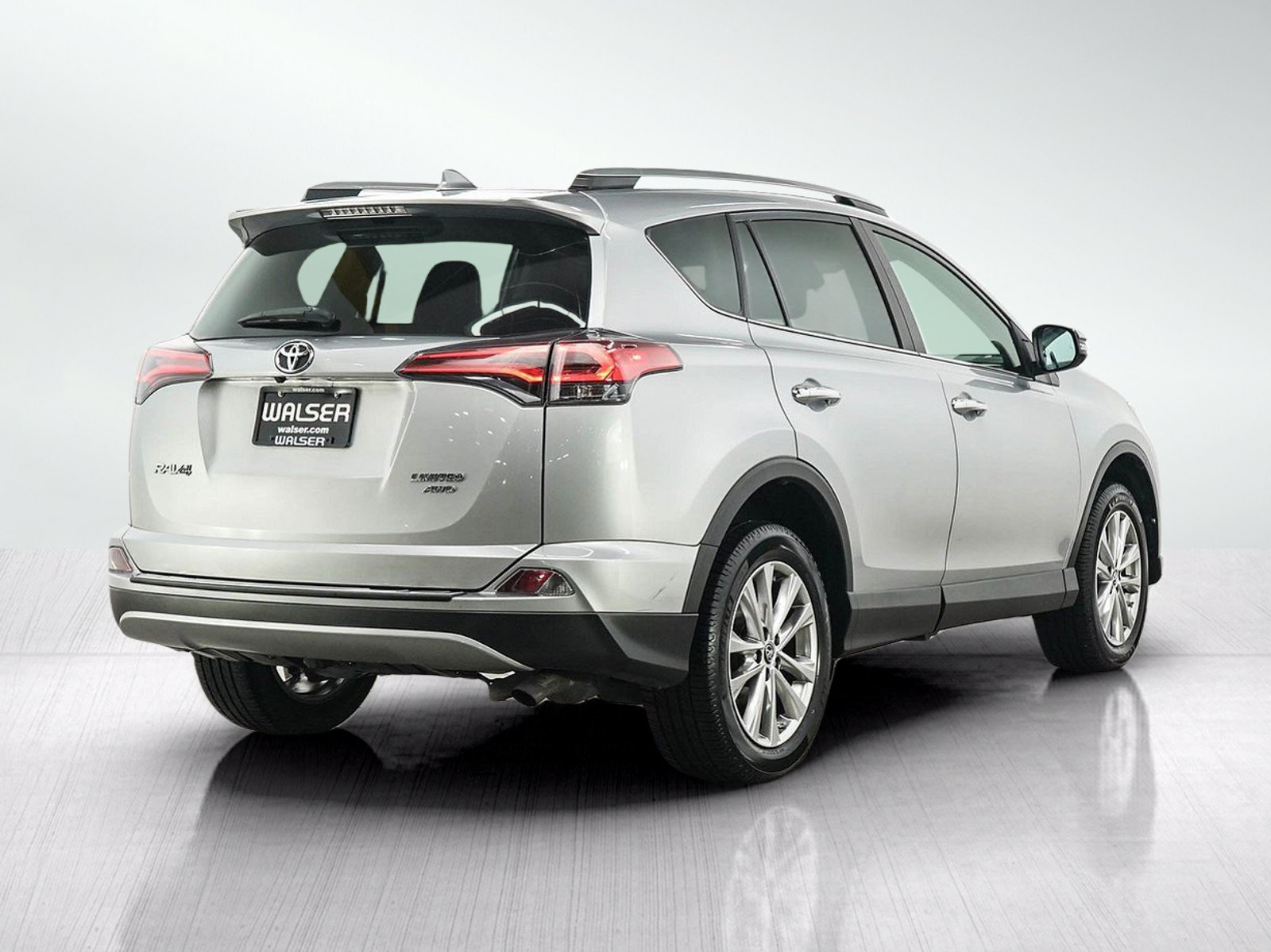 Used 2018 Toyota RAV4 Limited w/ All Weather Liner Package AWD/4WD image 5
