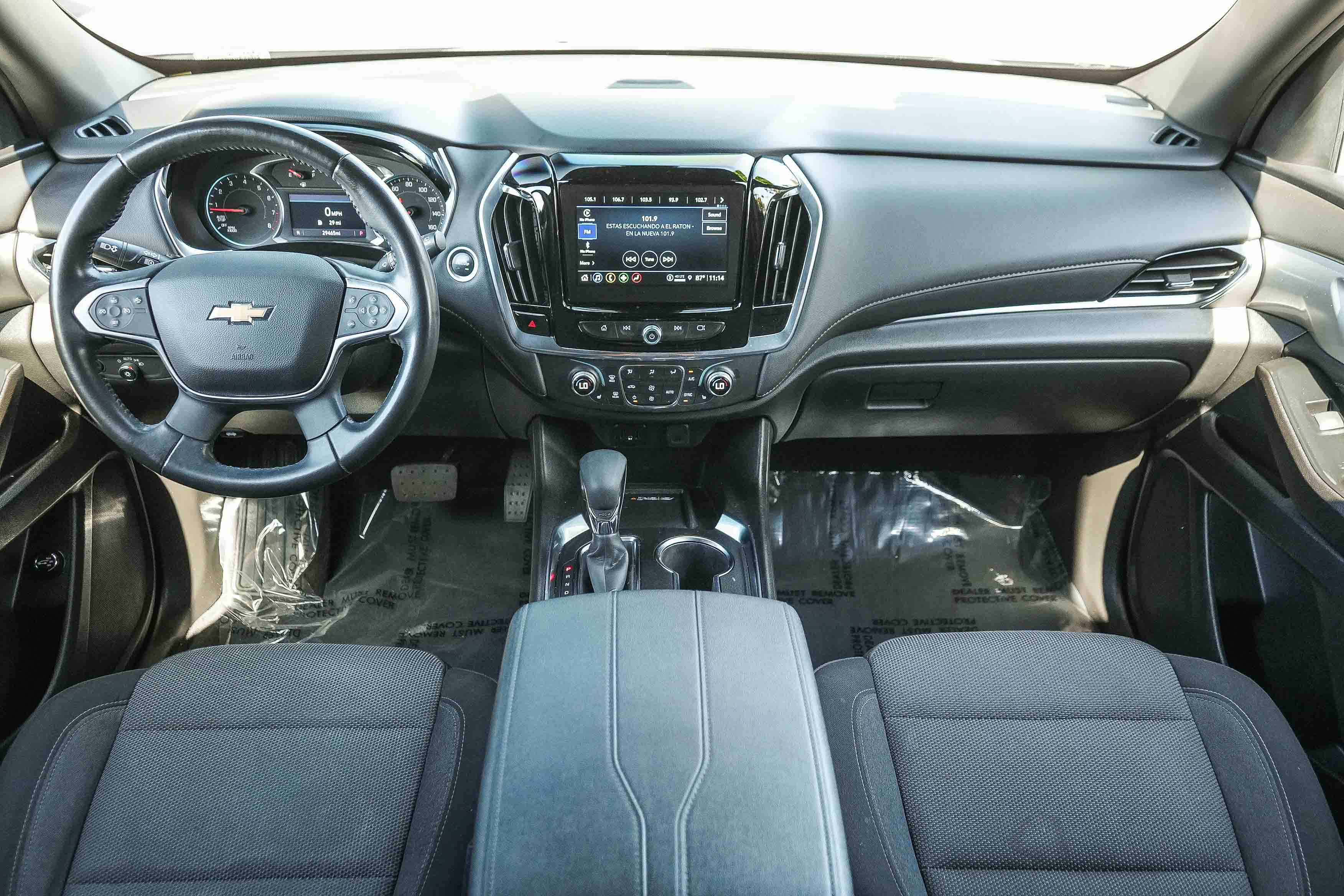 Used 2022 Chevrolet Traverse LT FWD image 12