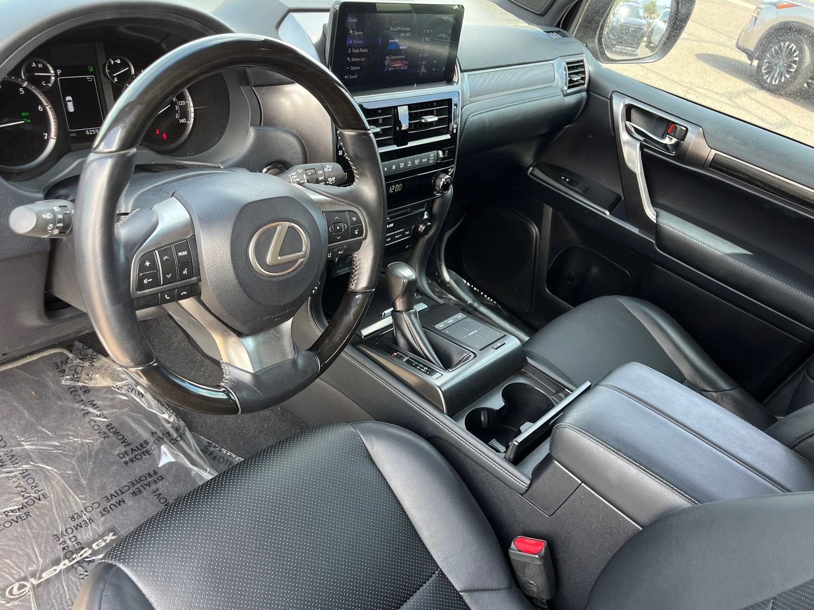 Used 2023 Lexus GX 460 Premium w/ Premium Package AWD/4WD image 16