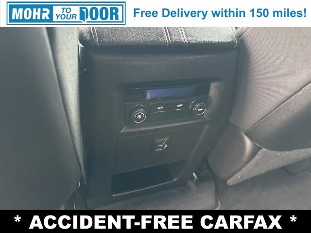 Used 2022 Chevrolet Traverse LT image 31