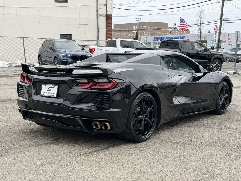 Used 2021 Chevrolet Corvette Stingray Premium Conv w/ Z51 Performance Package image 8