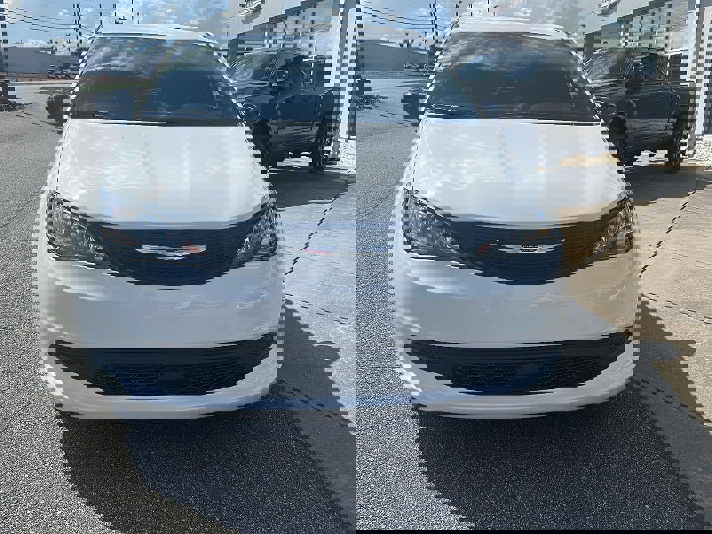 New 2026 Chrysler Voyager LX image 2