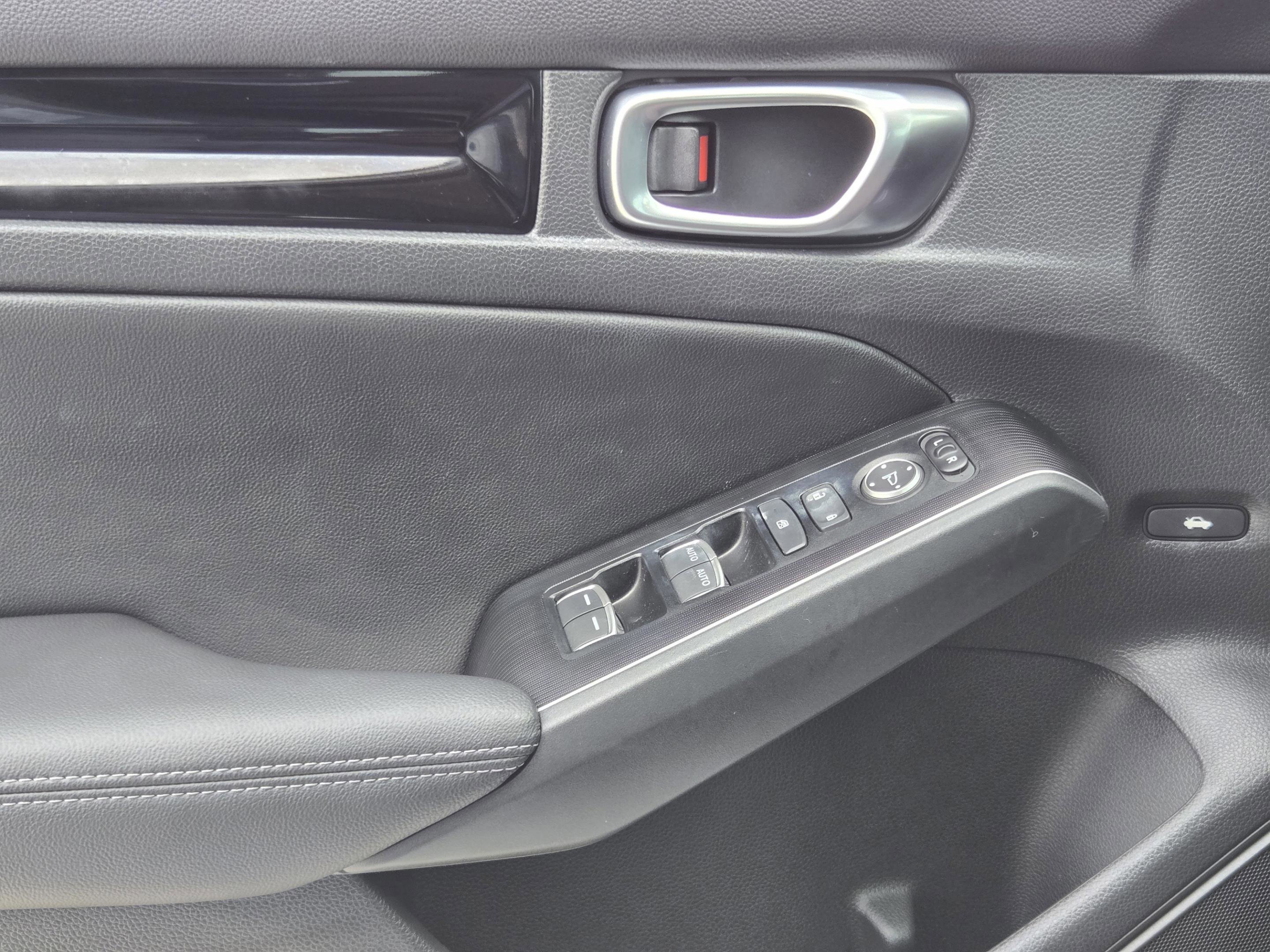 Certified 2023 Honda Civic Touring image 18