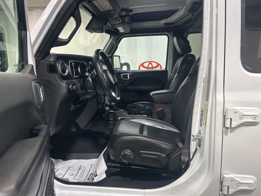 Used 2021 Jeep Wrangler Unlimited Rubicon w/ Dual Top Group image 23